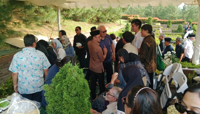 Emiliana Indri Eryolanda Meninggal Dunia