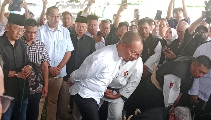 Khidmat dan Penuh Haru, Pemakaman Indra Kartasasmita, Pendiri Perkemi, Jadi Penghormatan Terakhir Para Kenshi