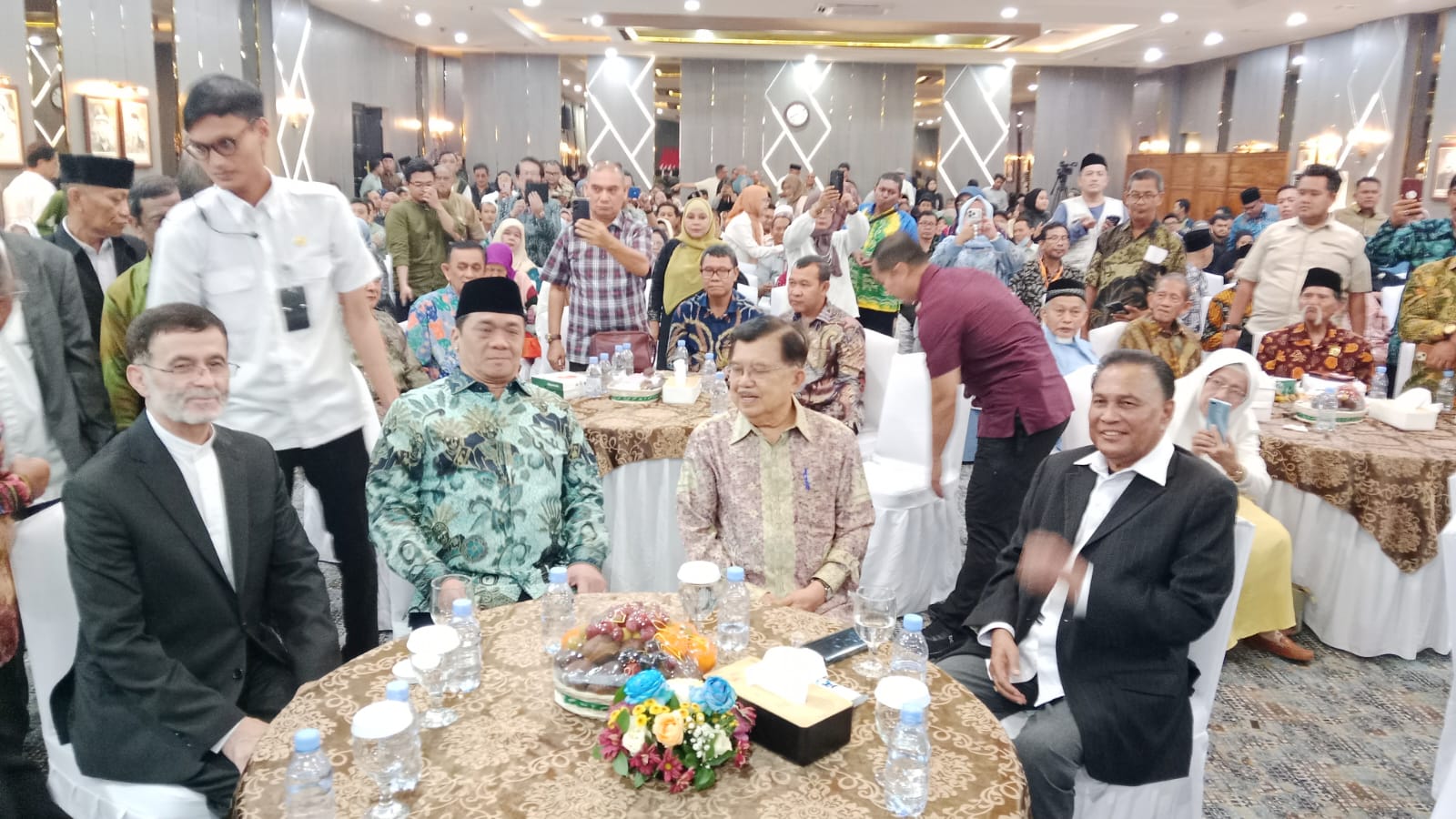 Abdullah Puteh dan Ahmad Riza Patria Serukan Persatuan Bangsa dalam Halal Bihalal KAHMI