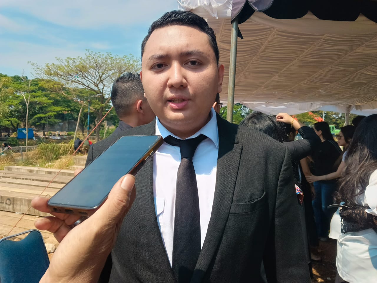 Anak Kenang Sosok Troy Pantouw: Ayah Inspiratif, Suportif, dan Berdedikasi Hingga Akhir Hayat