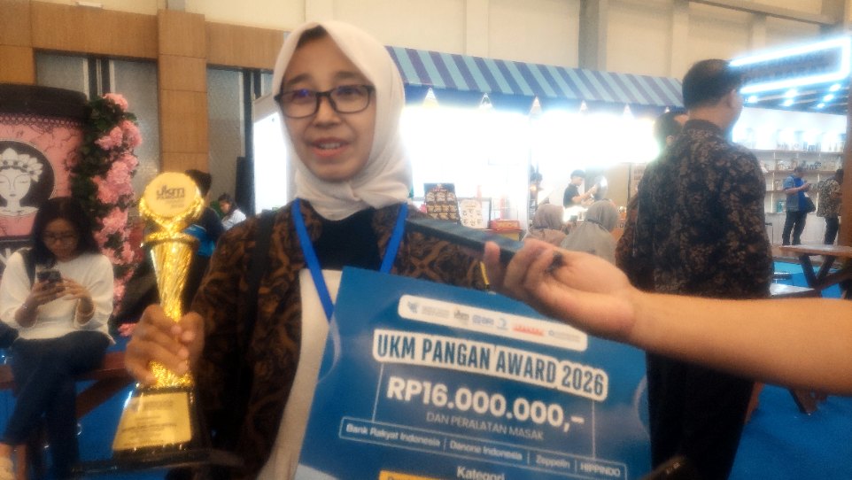 Punya Puluhan Varian Sambal, Ning Niniek Raih Award dan Hadiah Rp16 Juta di ICE BSD